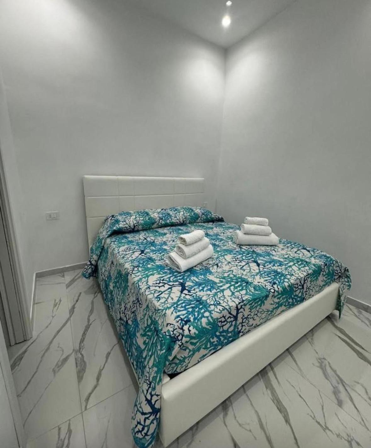Casa * Naples